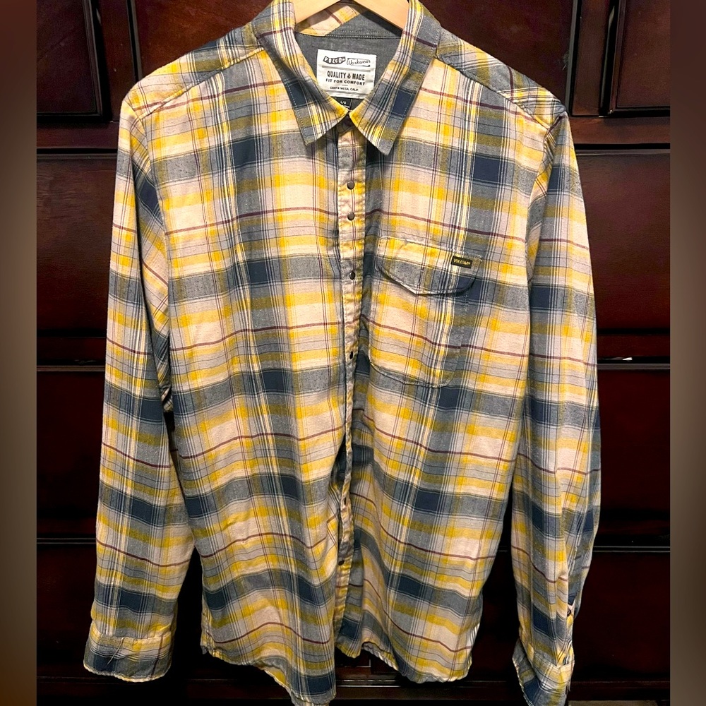 Men’s colon long sleeve button down. Workwear collection. Used condition.